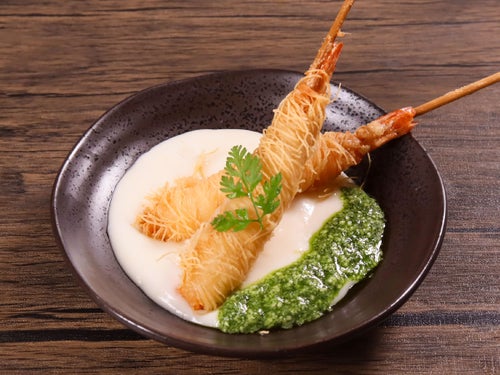 のびーるチーズのカダイフ串揚げ